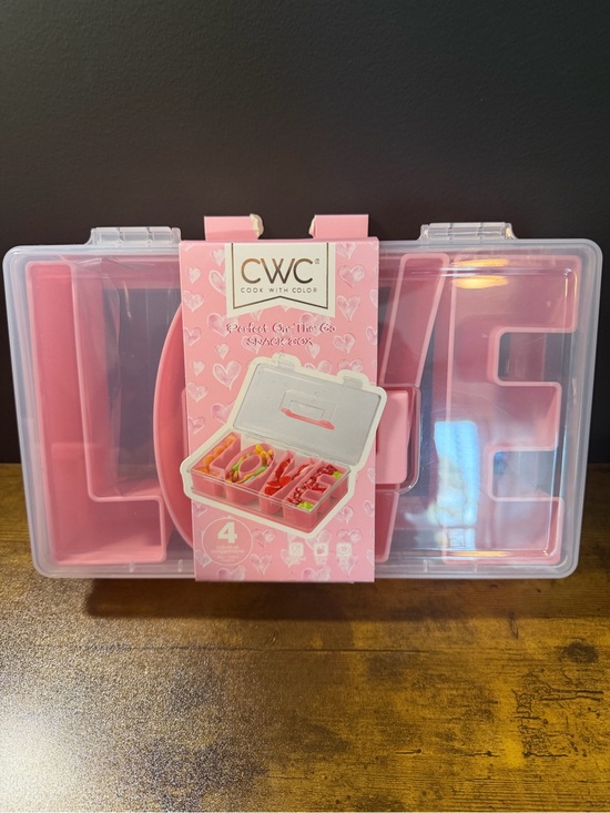 CWC Other - CWC “LOVE” Pink Snack Box. NEW